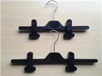 塑料衣架,衣架,服裝衣架,兒童衣架,寵物衣架。 - 昆山億佳利塑膠制品